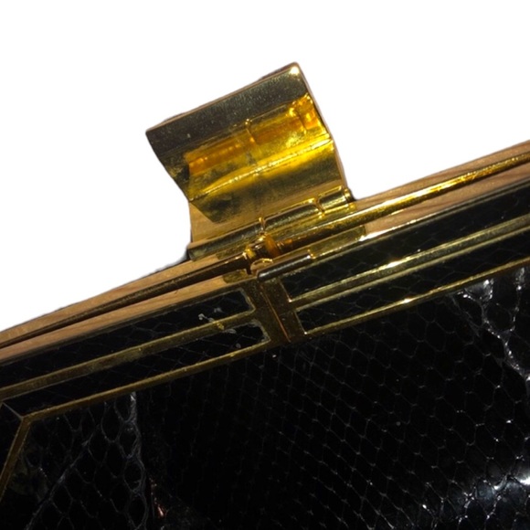 CAGGIANO | BLACK AND GOLD CLUTCH PURSE